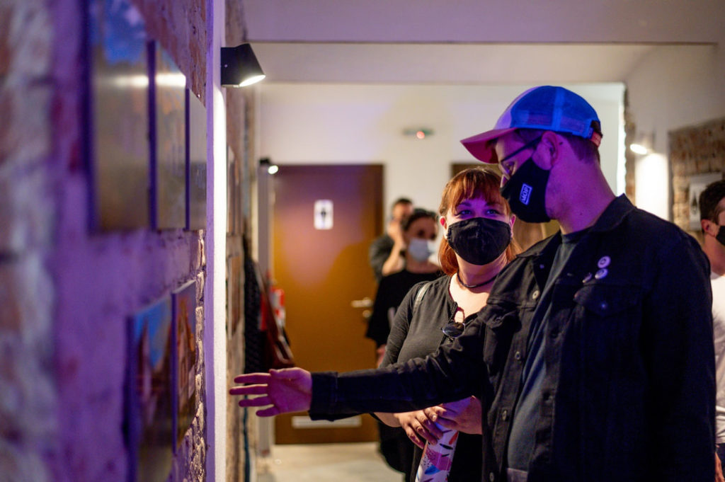 U trećoj sezoni Podruma ponedjeljkom, radove predstavlja 7-ero mladih umjetnika